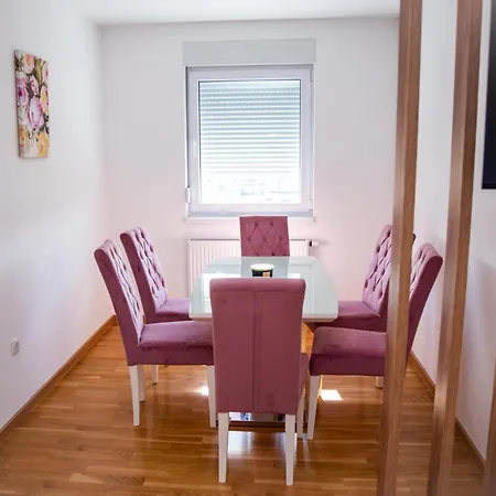 Milica Apartment *